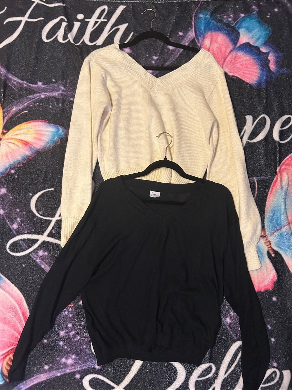 Zaful Cream and Black Off-Shoulder V-Neck Sweater Duo